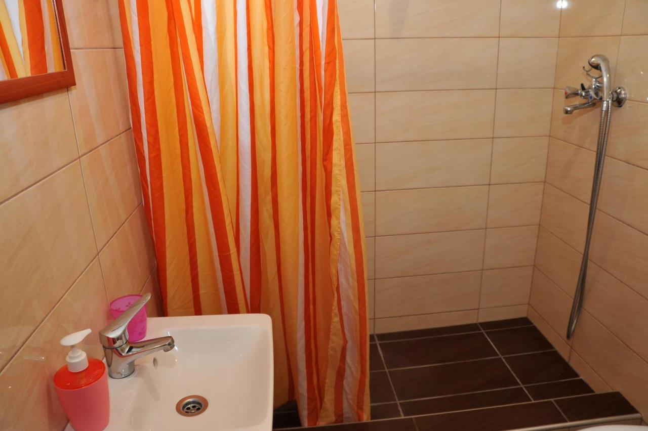 Guesthouse Bloutsos Rooms Кастракион Экстерьер фото